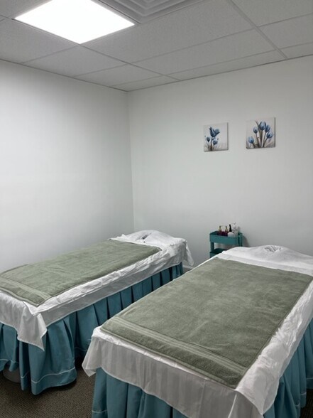 More Photos Of 6155 Fuller Ct, Alexandria Office For Sale