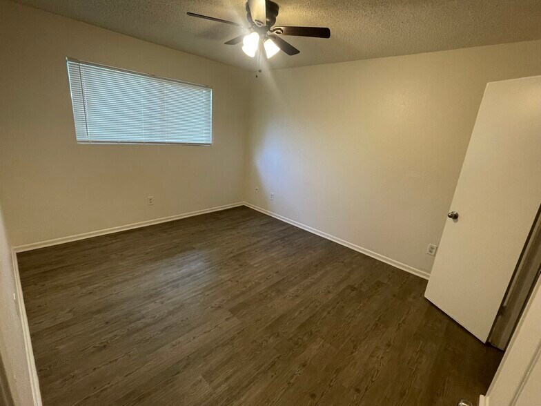 More Photos Of 401 Pinchback Rd, Beaumont Apartments For Sale