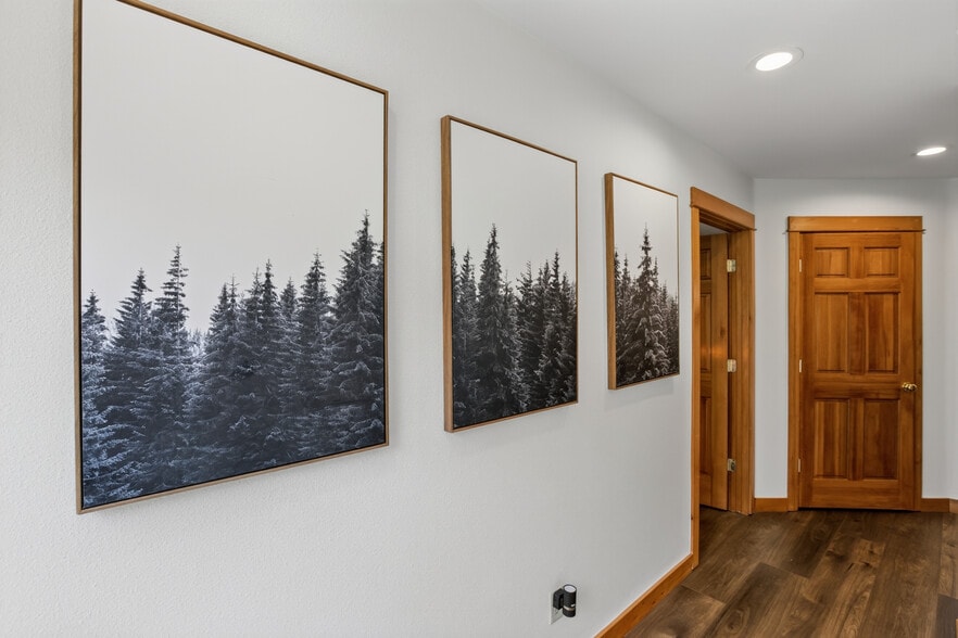 More Photos Of 407 Huskey Rd, Mosier Specialty For Sale