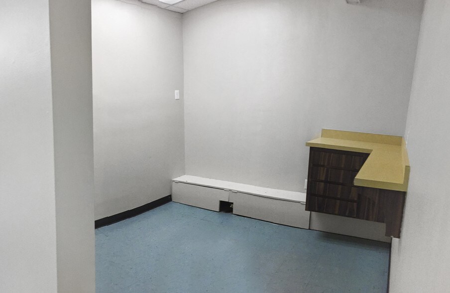 More Photos Of 3529-3535 Firestone Blvd, South Gate Medical For Lease