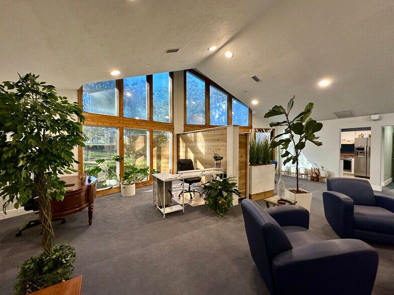 More Photos Of 11820 Turkey Creek Blvd, Alachua Office For Sale