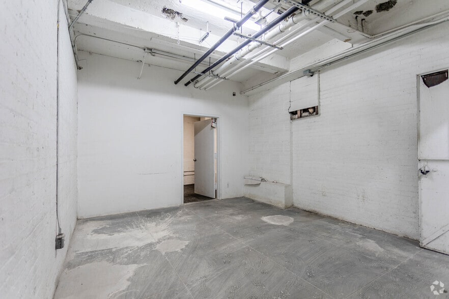 More Photos Of 2139-2159 Broadway, New York Apartments For Lease