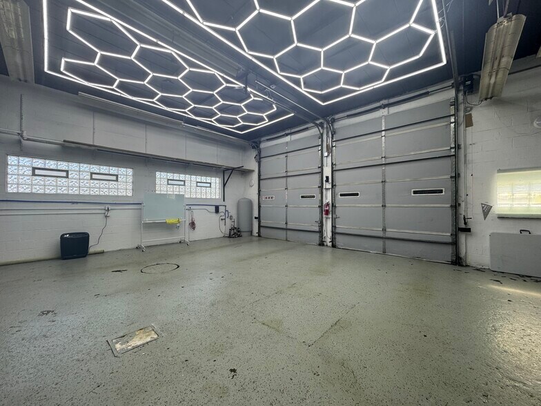 More Photos Of 13536 Morse St, Cedar Lake General Retail For Sale