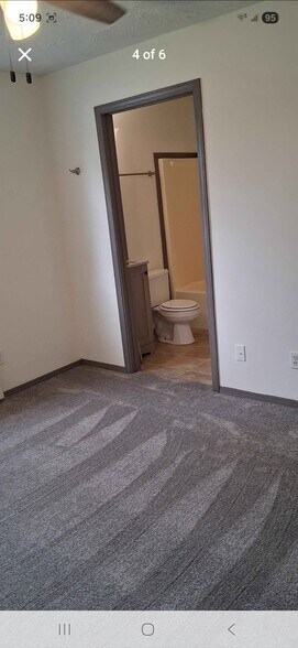 More Photos Of 503 E South Central Ave, Tuscola Multifamily For Sale