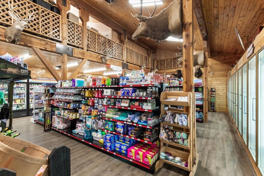 More Photos Of 3370 Highway 20, Island Park Service Station For Sale