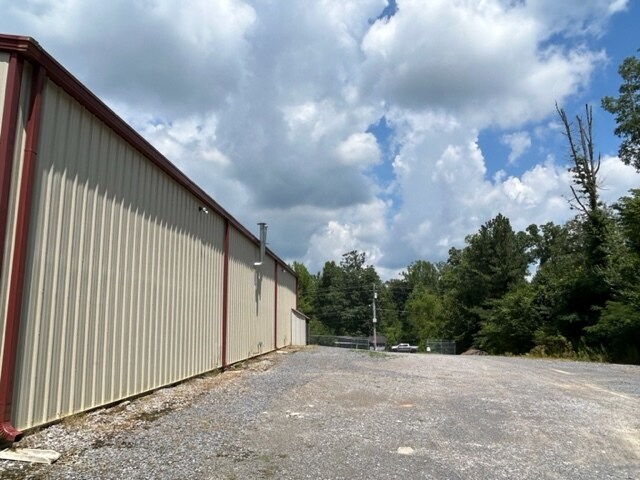 More Photos Of 3085 S Lee Hwy, Cleveland Warehouse For Lease