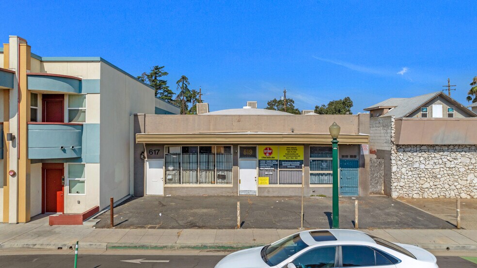More Photos Of 617 N Fulton St, Fresno Storefront Retail Office For Sale