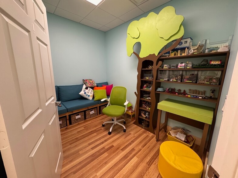 More Photos Of 12983 Southern Blvd, Loxahatchee Medical For Lease