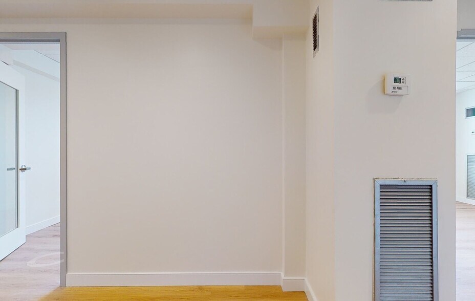 Primary Photo Of 1432 K St NW, Washington Office For Lease