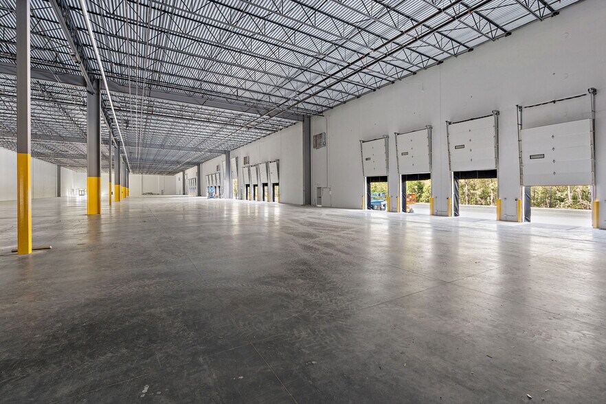 More Photos Of 100 Spontex Dr, Columbia Warehouse For Lease