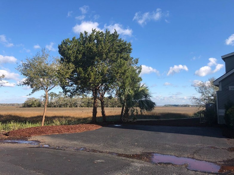More Photos Of 1003 Landfall Way, Johns Island Office Residential For Sale
