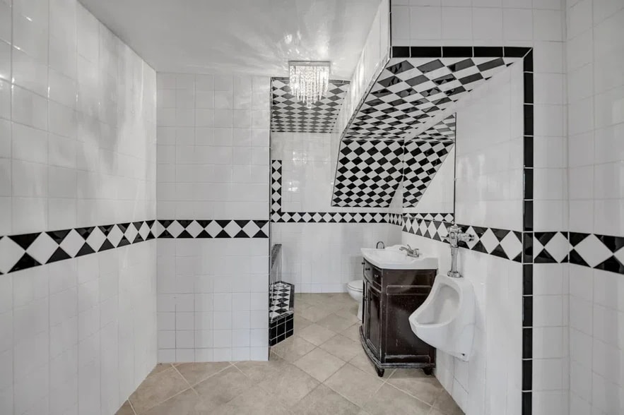 More Photos Of 1038 Decatur St, Chesapeake Storefront Retail Residential For Lease