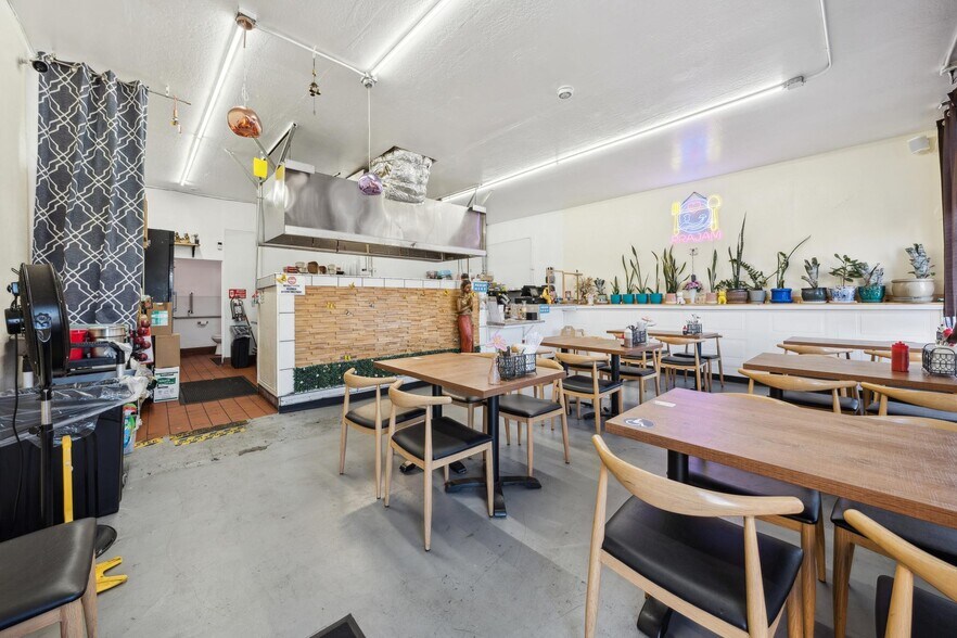 More Photos Of 12440 San Pablo Ave, Richmond Auto Repair For Sale