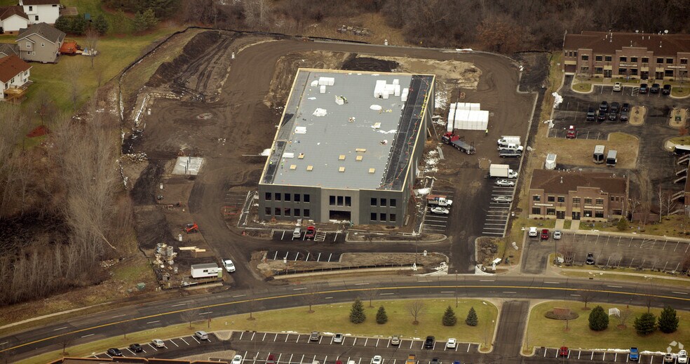 More Photos Of 8700-8720 Eagle Creek Pky, Savage Warehouse For Lease