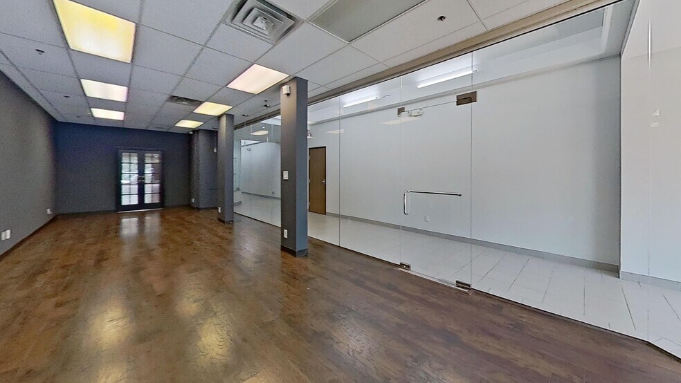 More Photos Of 2938 Biddle Ave, Wyandotte Storefront Retail Office For Lease