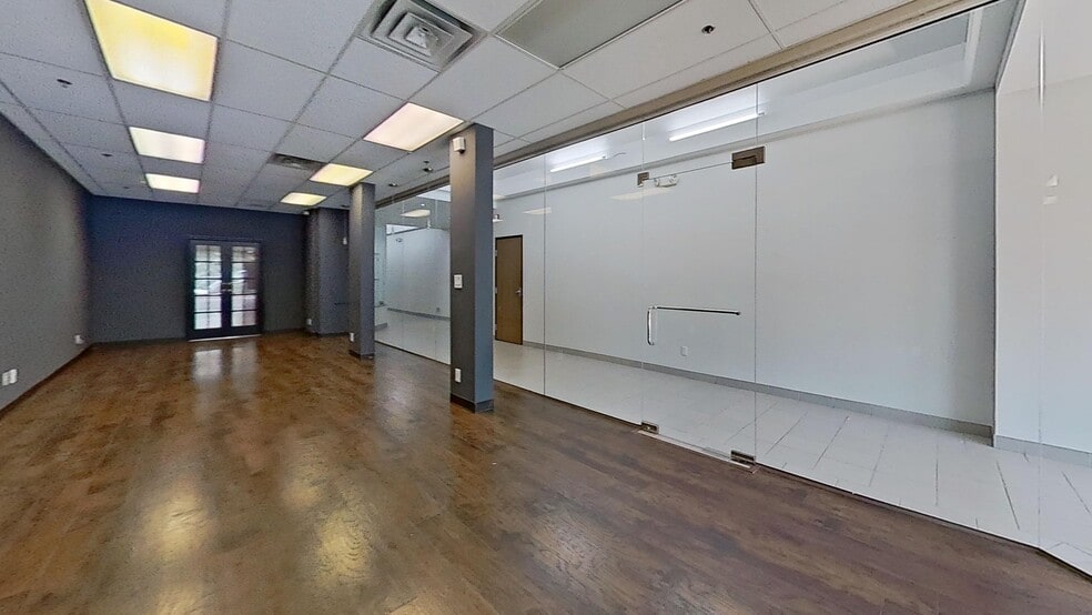More Photos Of 2938 Biddle Ave, Wyandotte Storefront Retail Office For Lease