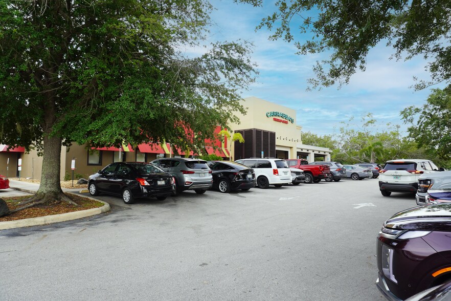 Primary Photo Of 910 3rd St SW, Winter Haven Restaurant For Sale