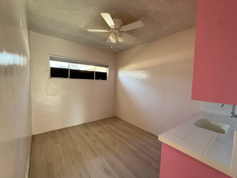 More Photos Of 403 N L St, Dinuba Medical For Lease