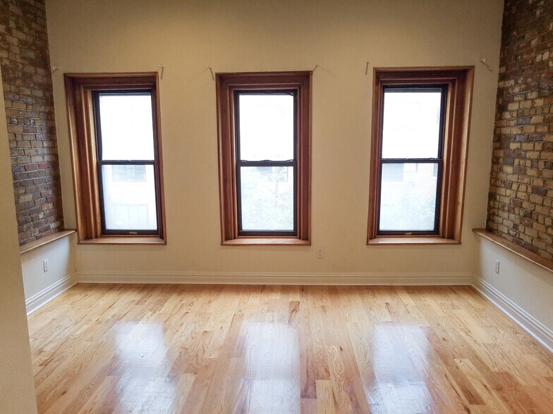 More Photos Of 212 E 35th St, New York Apartments For Sale