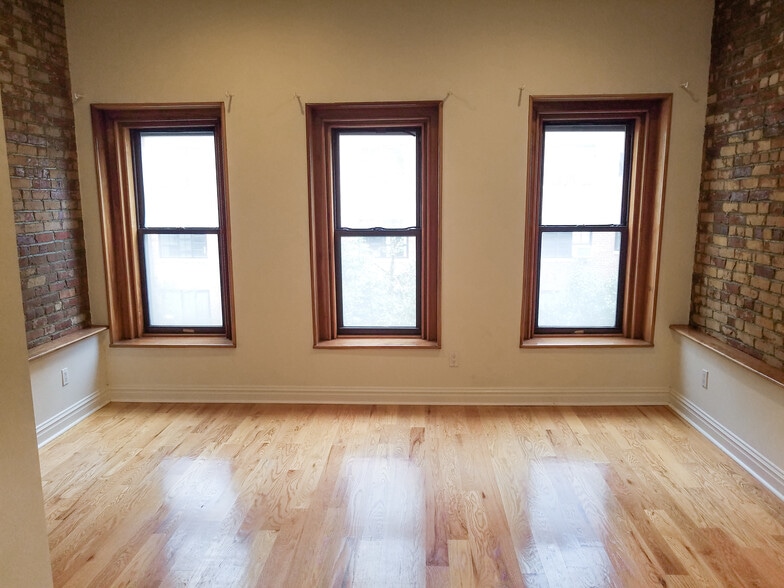 More Photos Of 212 E 35th St, New York Apartments For Sale