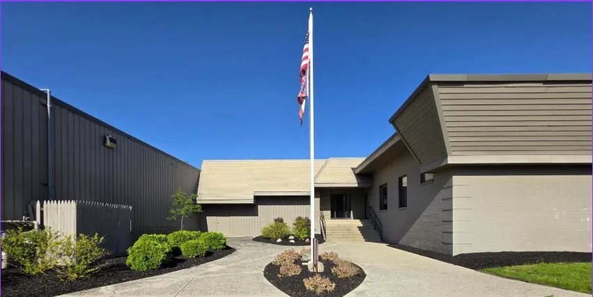 More Photos Of 7337 W Bancroft St, Toledo Health Club For Lease