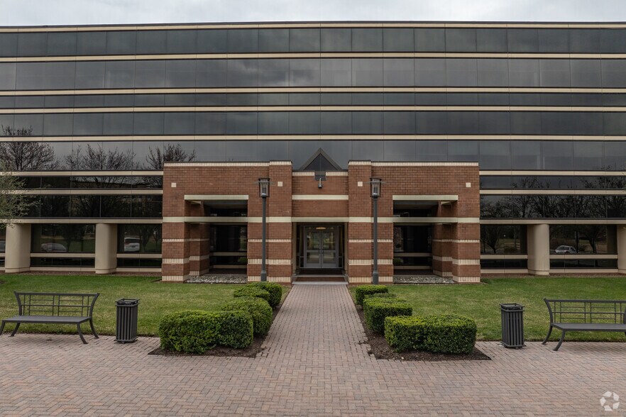 More Photos Of 104 Interchange Plz, Monroe Township Medical For Lease