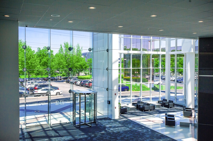 More Photos Of 1377 Motor Pky, Islandia Office For Lease