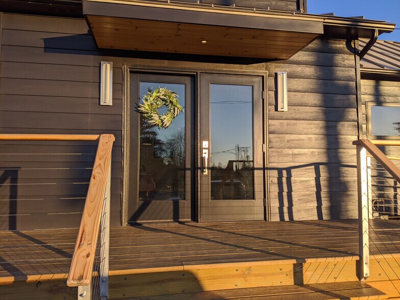 More Photos Of 2 E West St, Troy Loft Creative Space For Lease