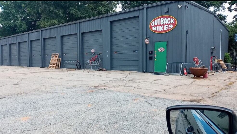 More Photos Of 3418 Dogwood Dr, Hapeville Religious Facility For Sale