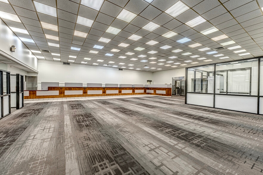 More Photos Of 5950 E Admiral Pl, Tulsa Lodge Meeting Hall For Sale