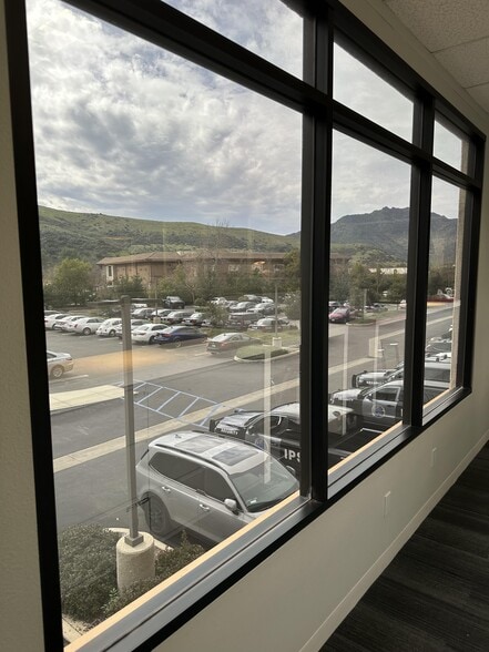 More Photos Of 5304 Derry Ave, Agoura Hills Industrial For Lease