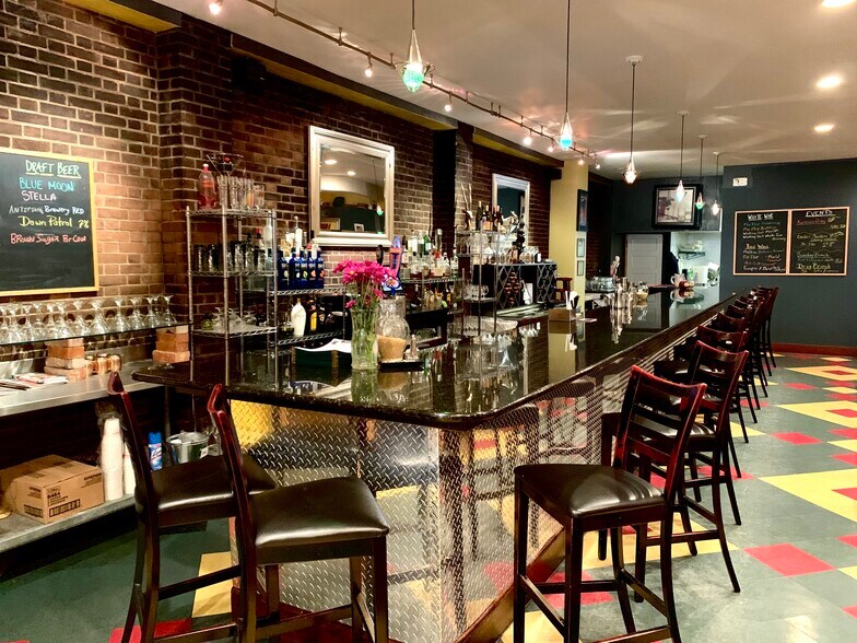 More Photos Of 41-45 N Potomac St, Hagerstown Restaurant For Sale
