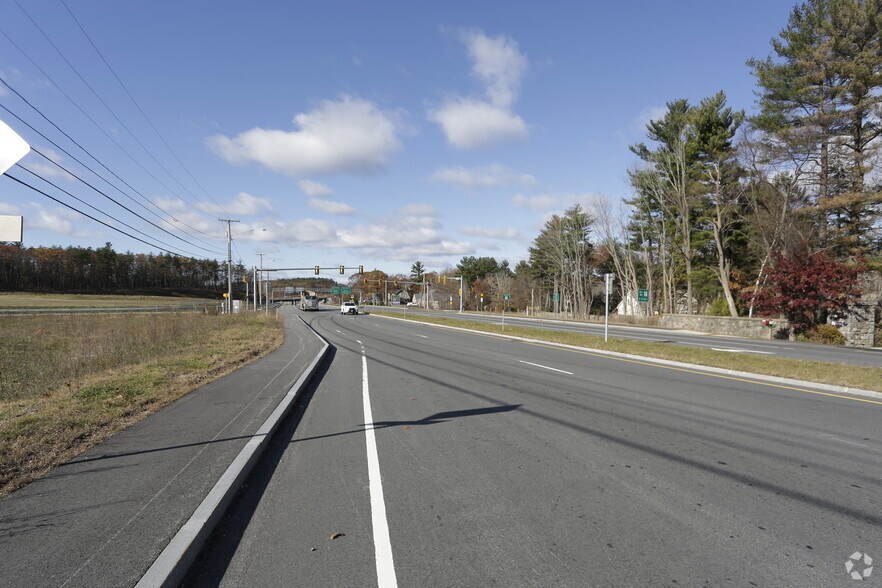 More Photos Of 125 Indian Rock Rd, Windham Office For Lease