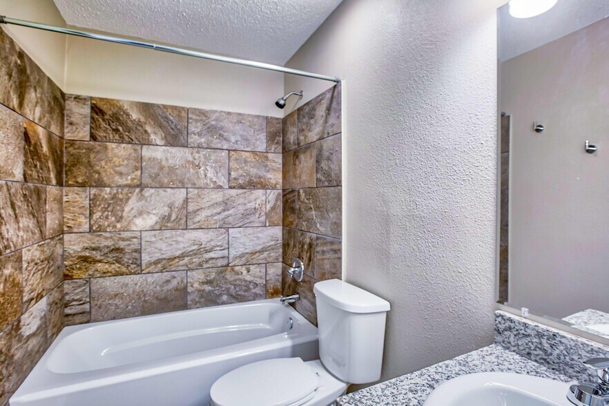 More Photos Of 5431 Essen Ln, Baton Rouge Apartments For Sale