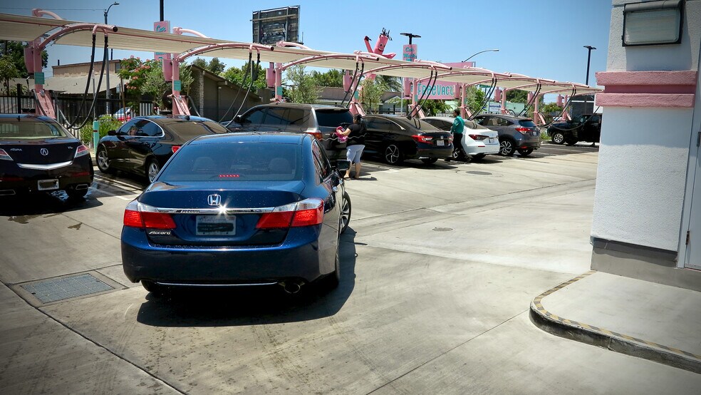 More Photos Of 4119 E Compton Blvd, Compton Carwash For Sale