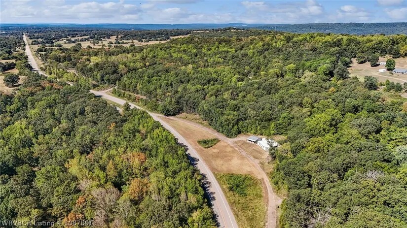 More Photos Of 10425 N Highway 71, Mountainburg Light Manufacturing For Sale