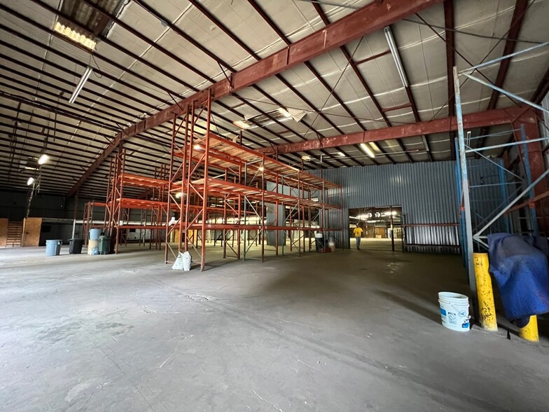 More Photos Of 4179 Vansant Rd, Douglasville Warehouse For Sale