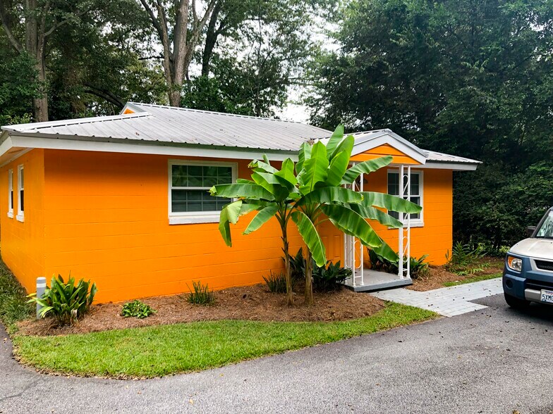 More Photos Of 559 Pulaski St, Athens Specialty For Sale