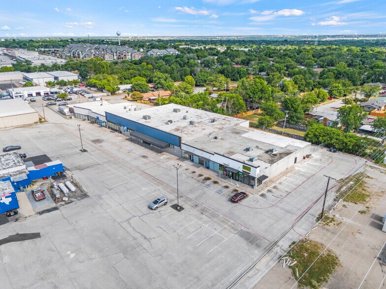 More Photos Of 8309-8325 Camp Bowie W Blvd, Fort Worth Unknown For Lease