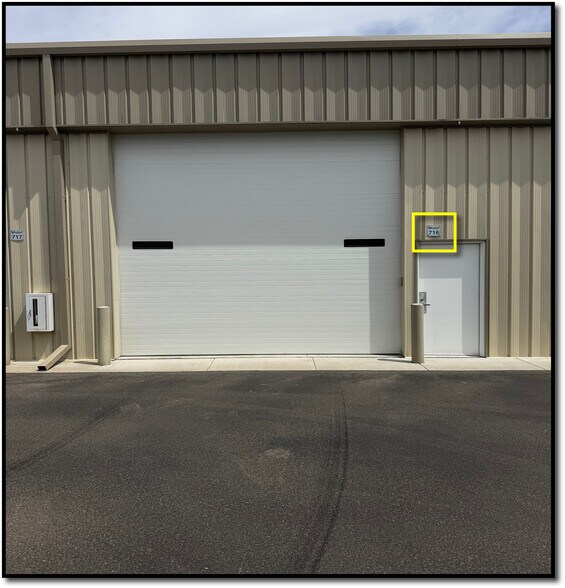 More Photos Of 9049 N Horseshoe Bend Rd, Boise Warehouse For Sale