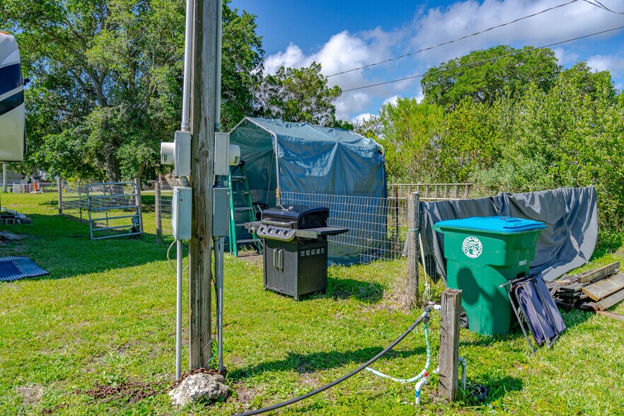 More Photos Of 416 E. Halifax Ave., Oak Hill Land For Sale