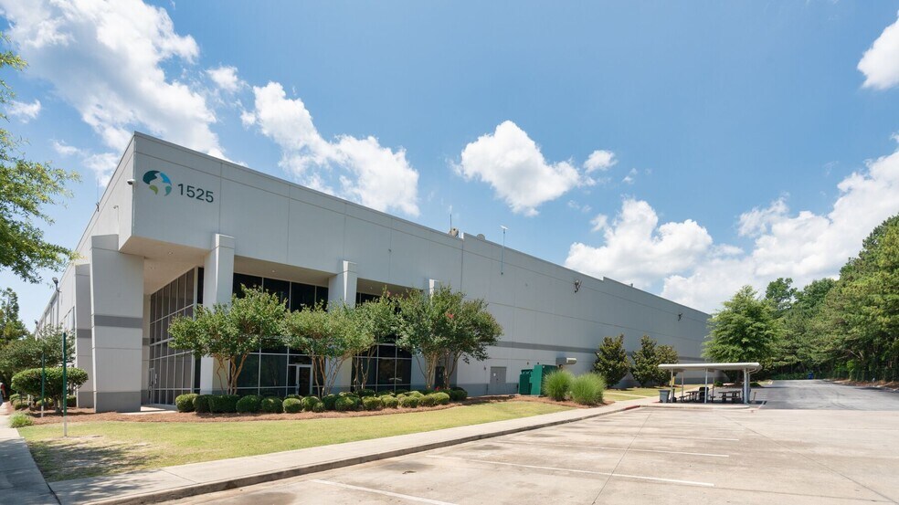 Primary Photo Of 1525 Oakley Industrial Blvd, Fairburn Distribution For Lease
