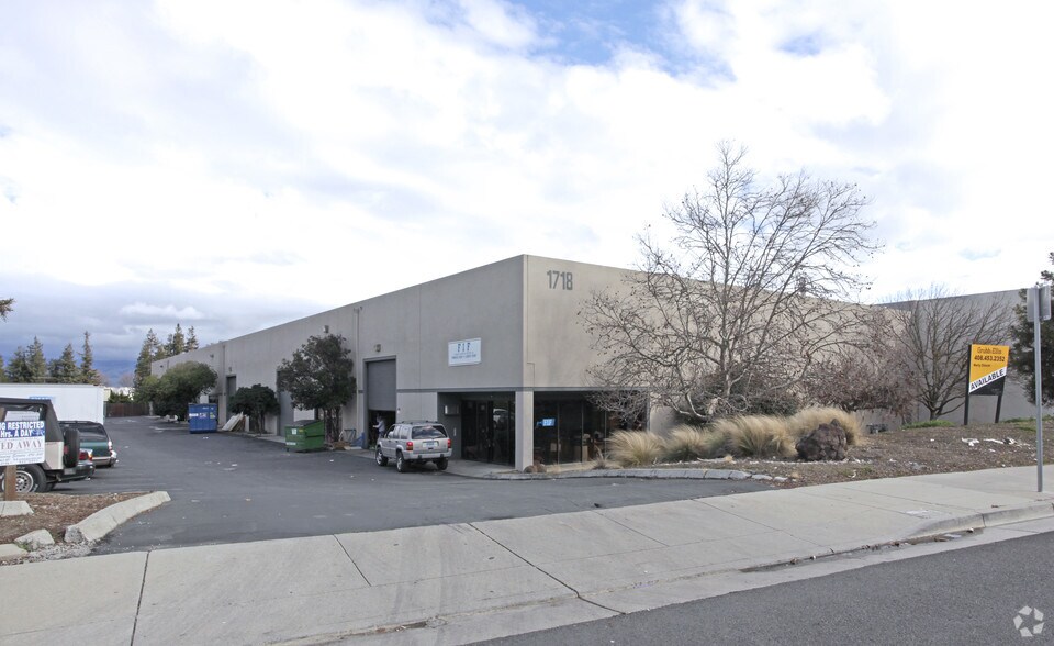 More Photos Of 1718 Stone Ave, San Jose Warehouse For Lease