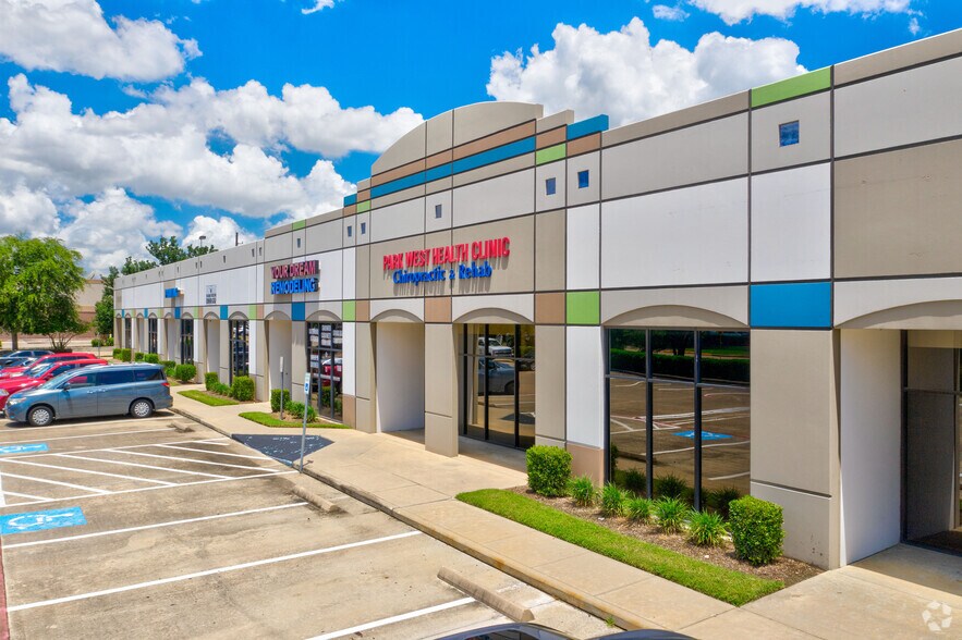 More Photos Of 1718 N Fry Rd, Houston Unknown For Lease