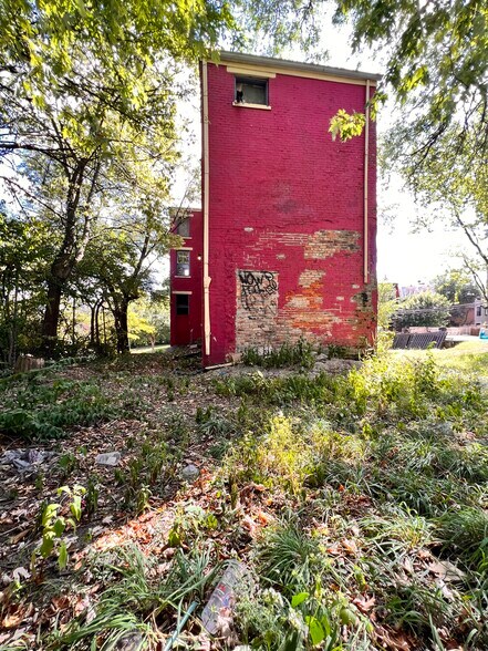 More Photos Of 422 W McMicken Ave, Cincinnati Apartments For Sale