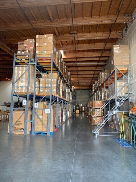 More Photos Of 1551 Pacific Ave, Oxnard Manufacturing For Lease