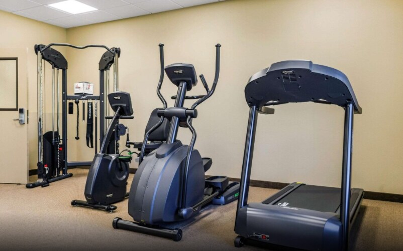 More Photos Of 700 Main St, Hackberry Hotel For Sale