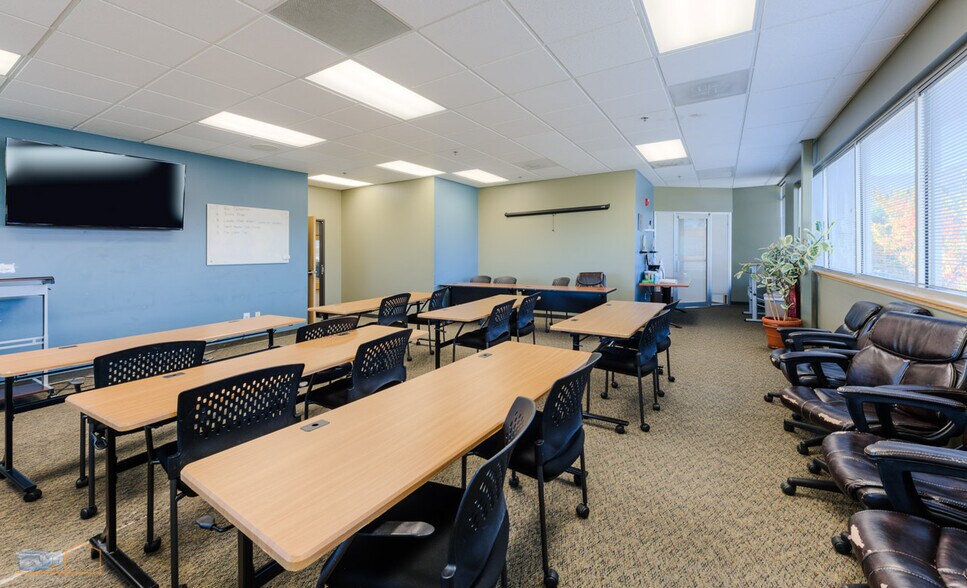 More Photos Of 4041 Hanover Way, Boulder Office For Sale