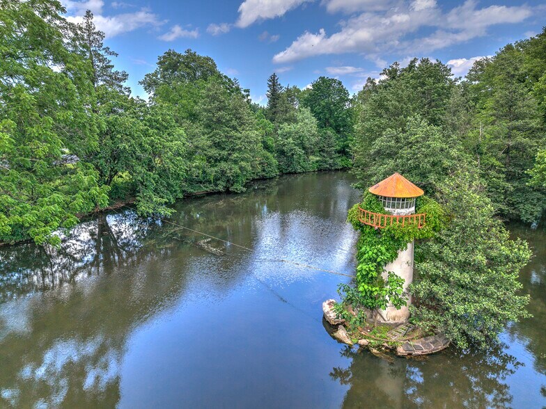 More Photos Of 188 W Ridge Pike, Royersford Schools For Sale