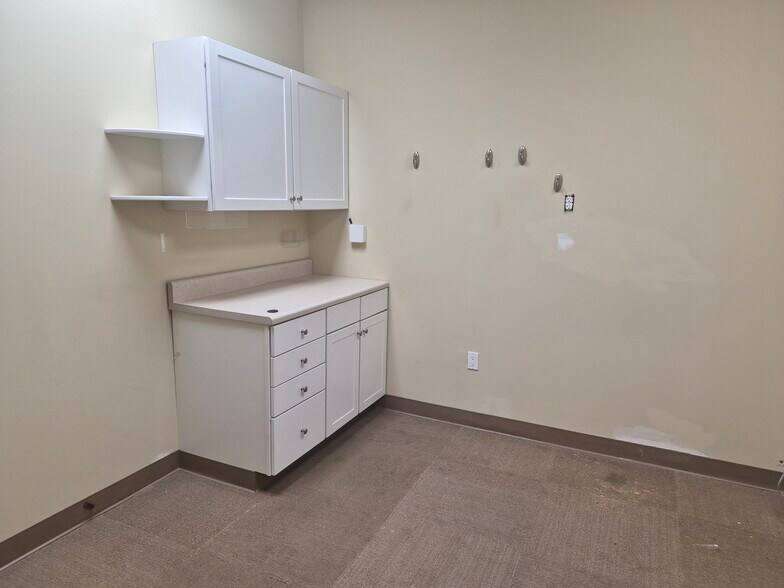 More Photos Of 220 Brighton Rd, Cape May Court House Office For Sale